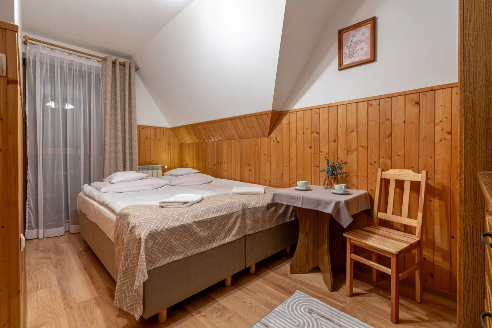 Pokój 2 osobowy z balkonem i widokiem na góry nr8