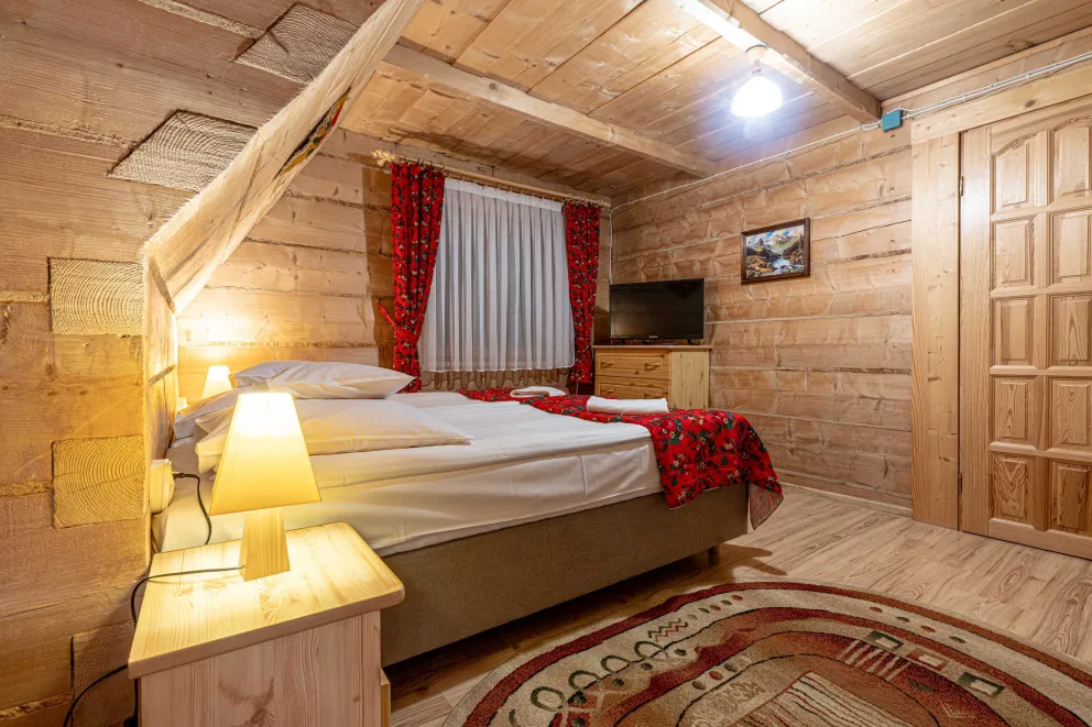 Apartament 7 osobowy z balkonem i widokiem na góry