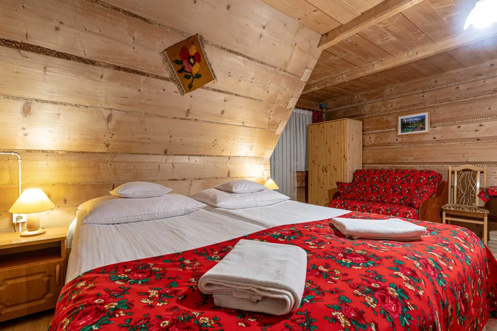 Apartament 7 osobowy z balkonem i widokiem na góry