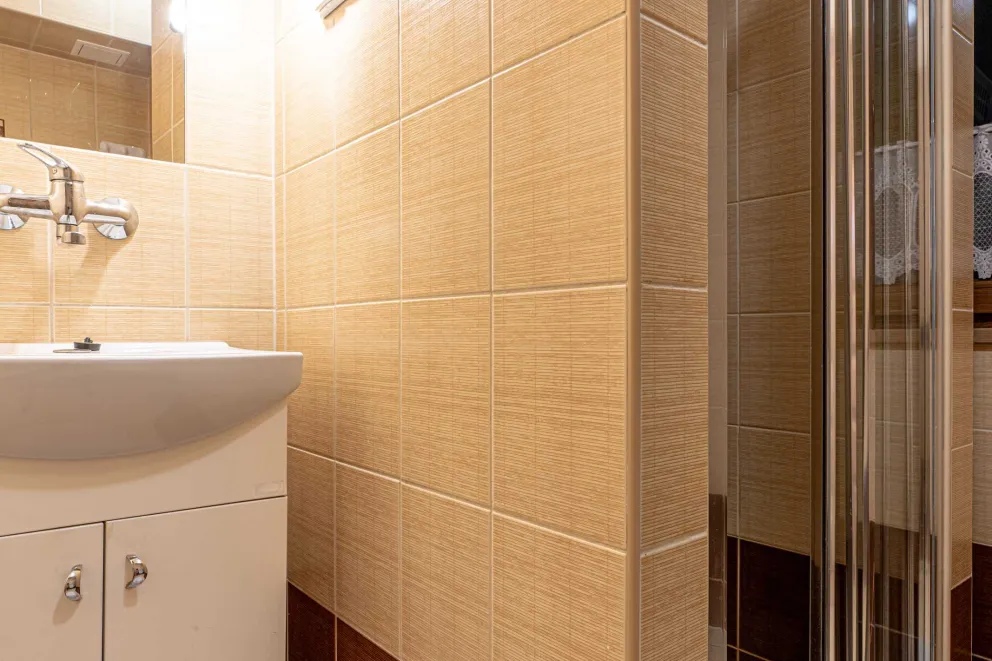 Apartament 7 osobowy z balkonem i widokiem na góry