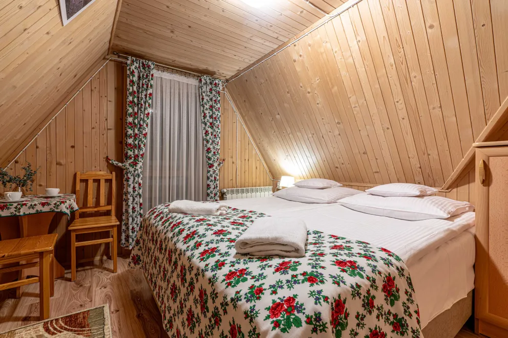 Apartament 4 osobowy z balkonem i widokiem na góry