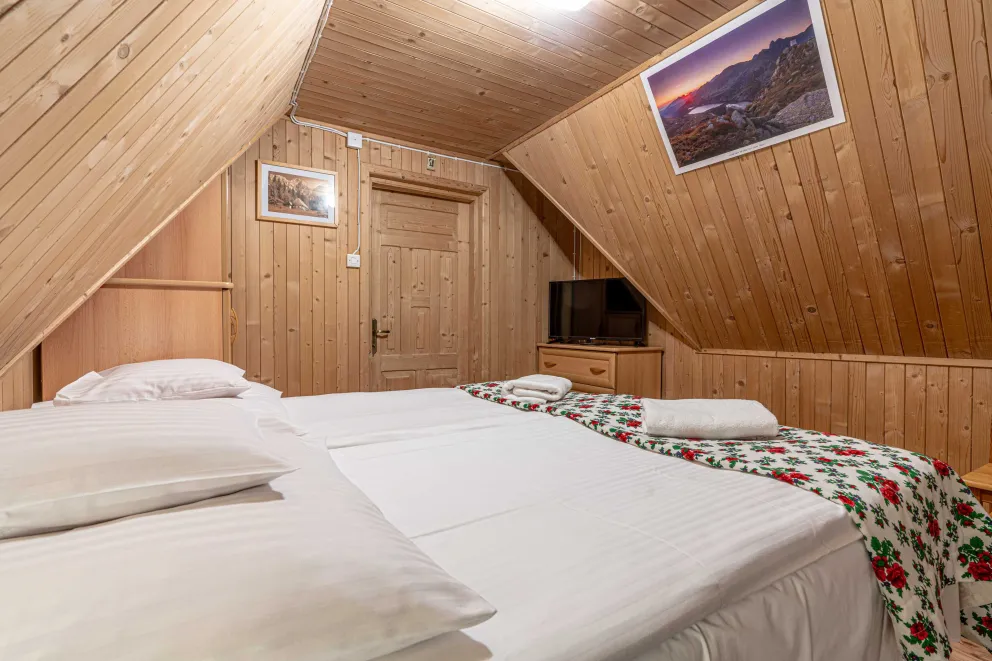 Apartament 4 osobowy z balkonem i widokiem na góry
