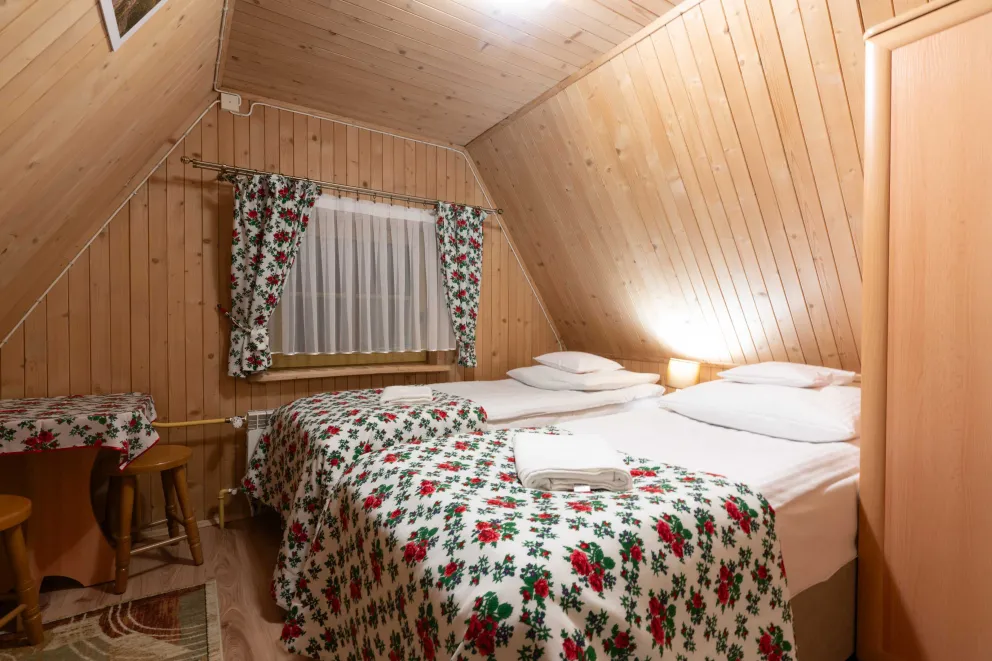 Apartament 4 osobowy z balkonem i widokiem na góry
