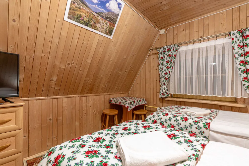 Apartament 4 osobowy z balkonem i widokiem na góry