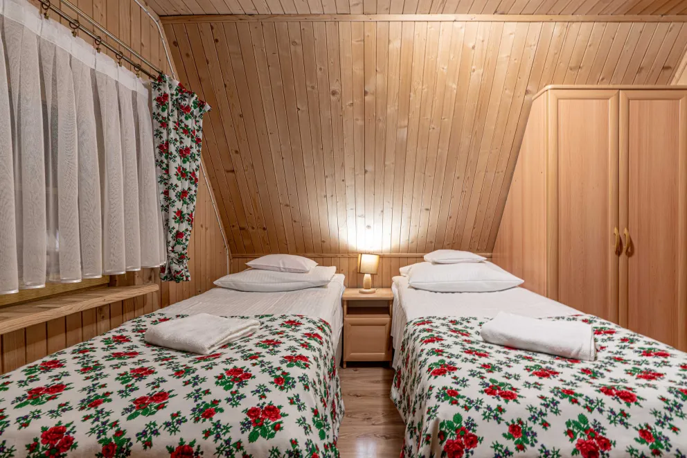 Apartament 4 osobowy z balkonem i widokiem na góry